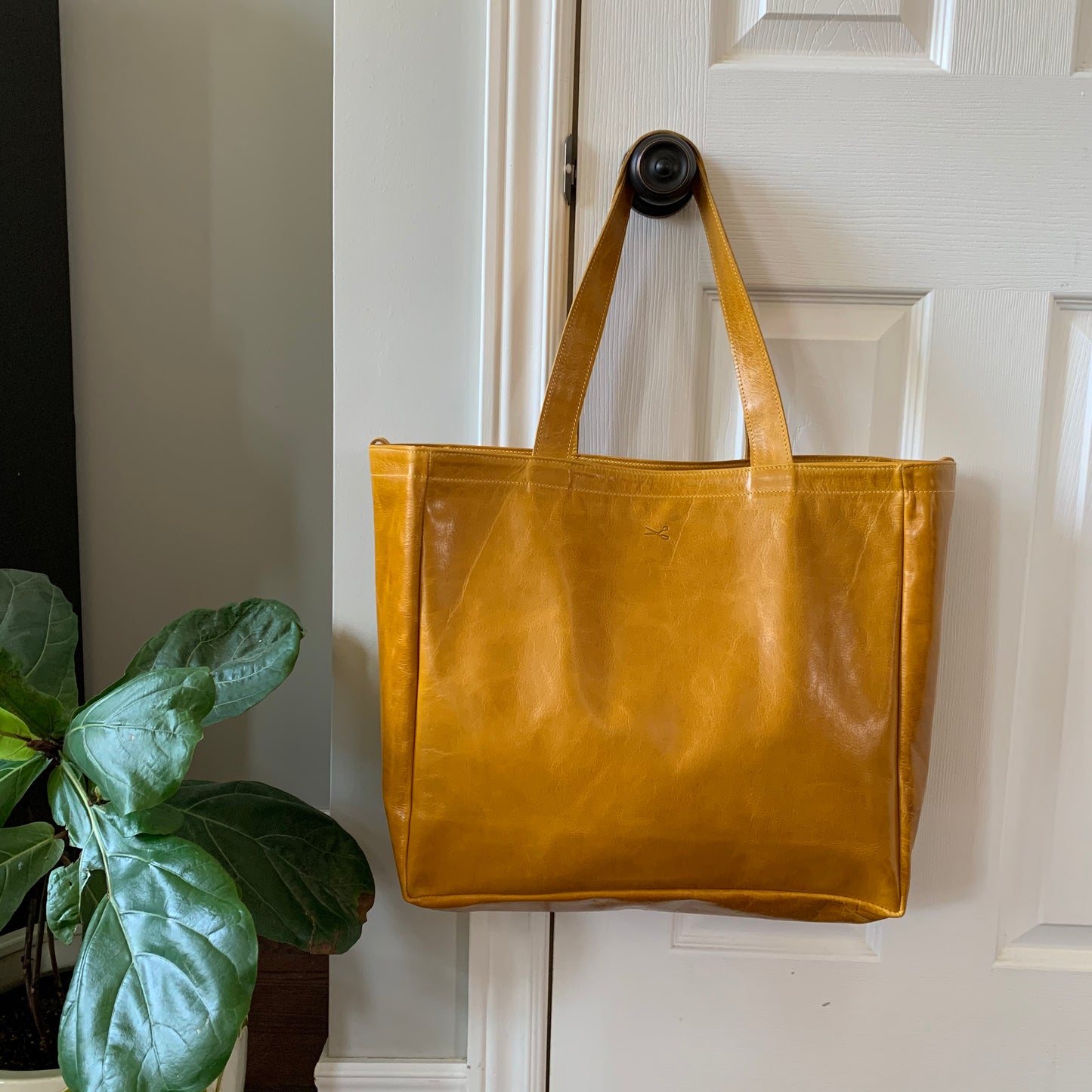 Everything Leather Tote Bag- READY TO SHIP