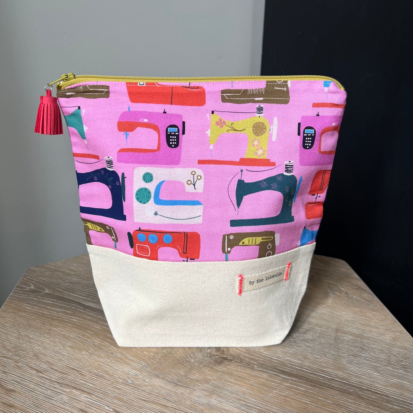 Small Project Bag- Sewing Machines